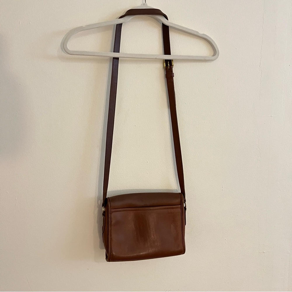 Vintage Coach Devon Tan Leather Crossbody Bag 9908 - Picture 5 of 9